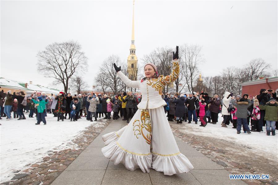 RUSSIA-ST. PETERSBURG-MASLENITSA FESTIVAL