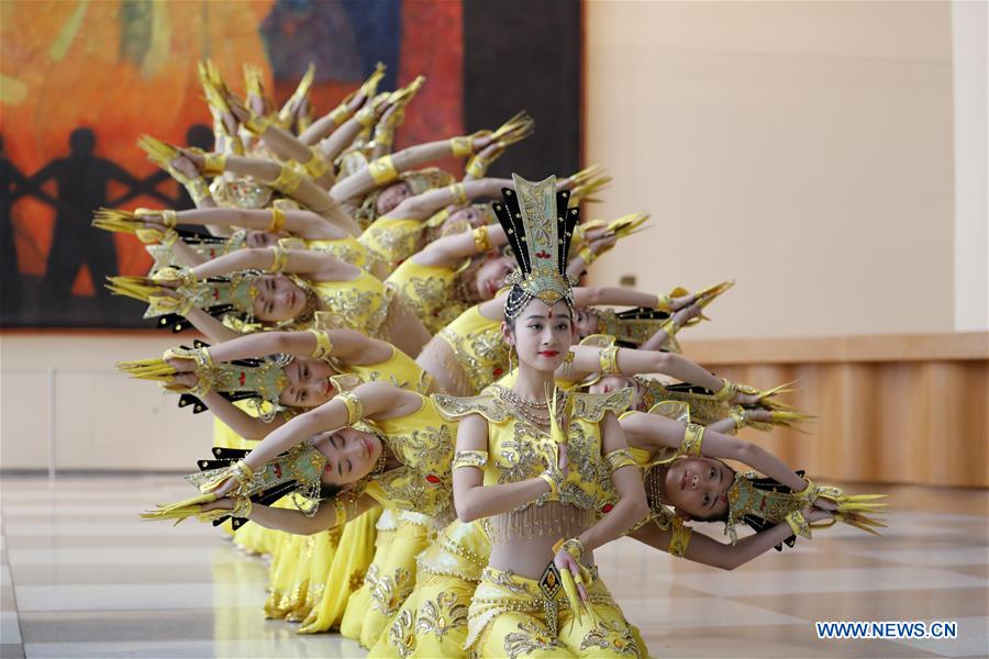 UN-CHINA-CDPPAT-PERFORMANCE-THOUSAND-HAND BODHISATTVA