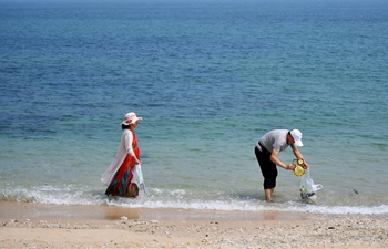 Waste bank established to protect environment in Wenchang, S China