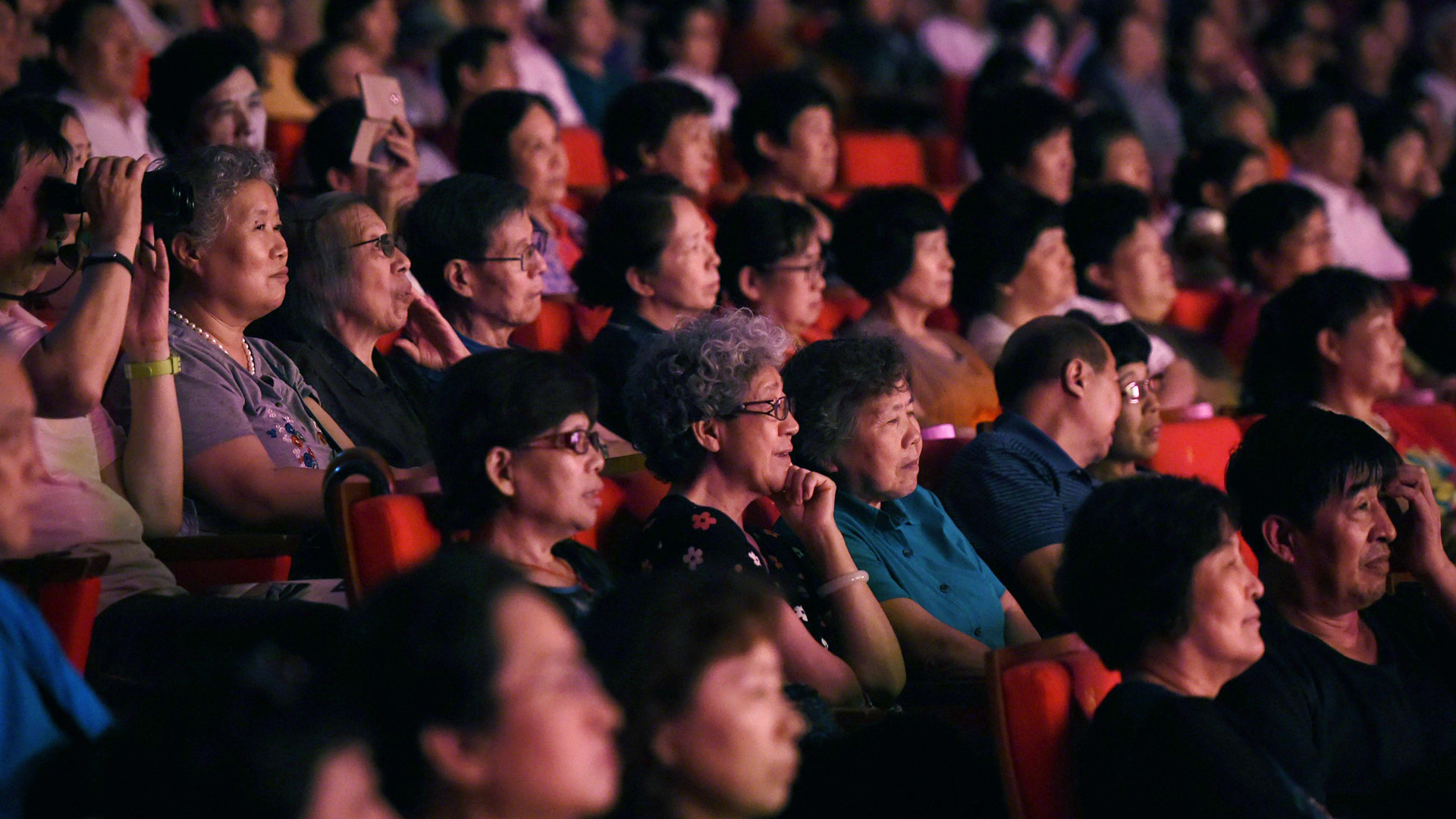 “市民音乐厅”启动仪式暨“艺术朝阳”纪念长征胜利80周年交响音乐会在京举行