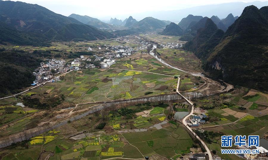 十八大以来，习近平反复强调“绿水青山”