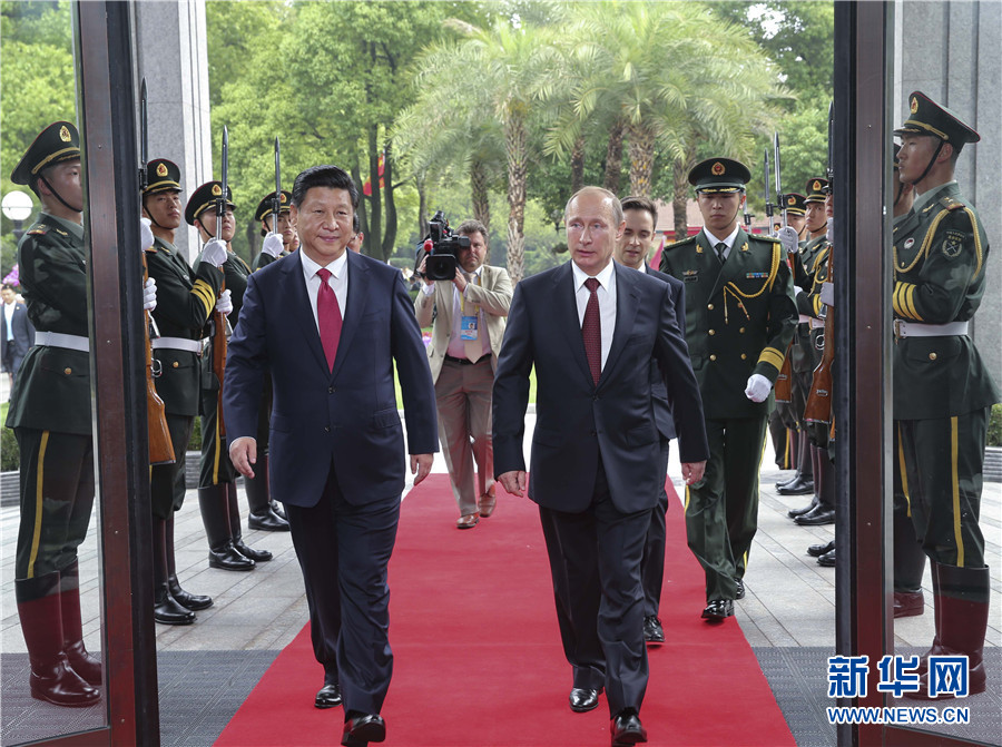 5月20日，中国国家主席习近平在上海同俄罗斯总统普京举行会谈。 新华社记者 兰红光 摄 